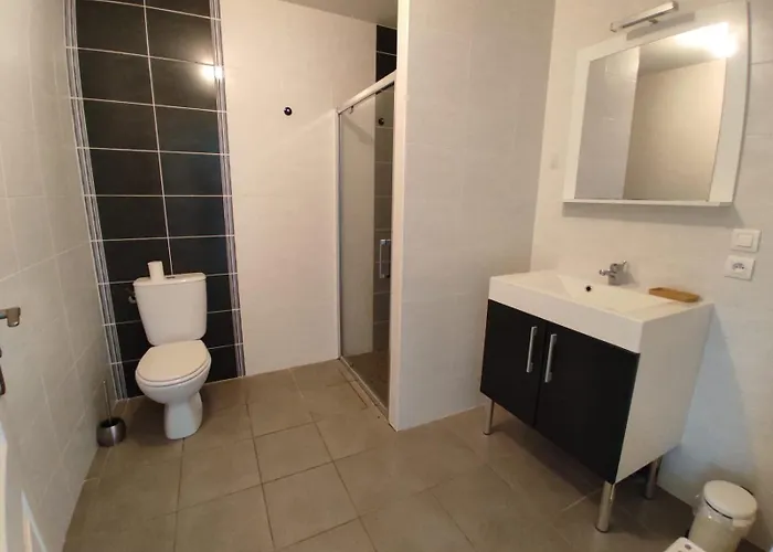 3*** 800m Sud - 8/10 Pers *