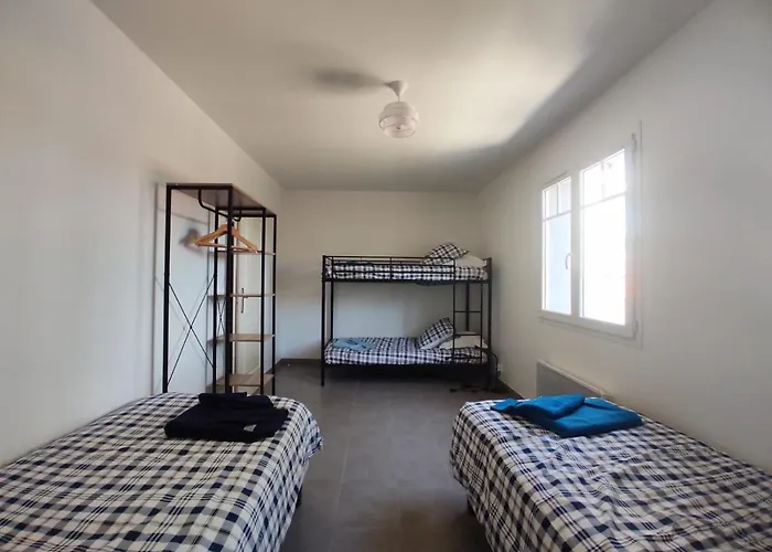 3*** 800m Sud - 8/10 Pers